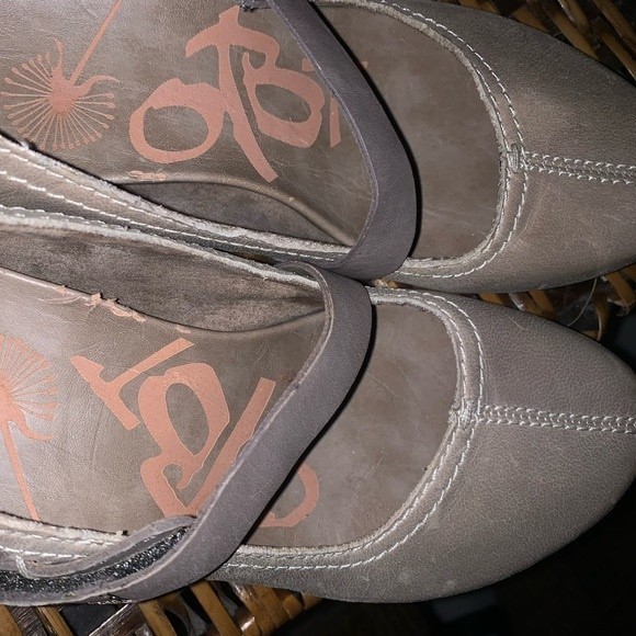 OTBT Salem Women's Mary Jane Wedge Leather Upper EVA Midsole Rubber Outsole 6M - Picture 8 of 8